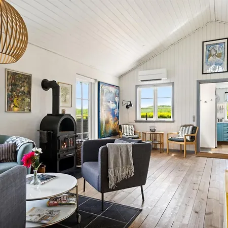 Jelko - 375m From The Sea By Interhome